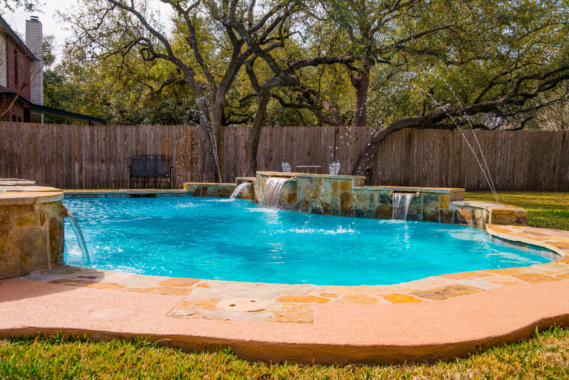 Dual Fountain Pool 2