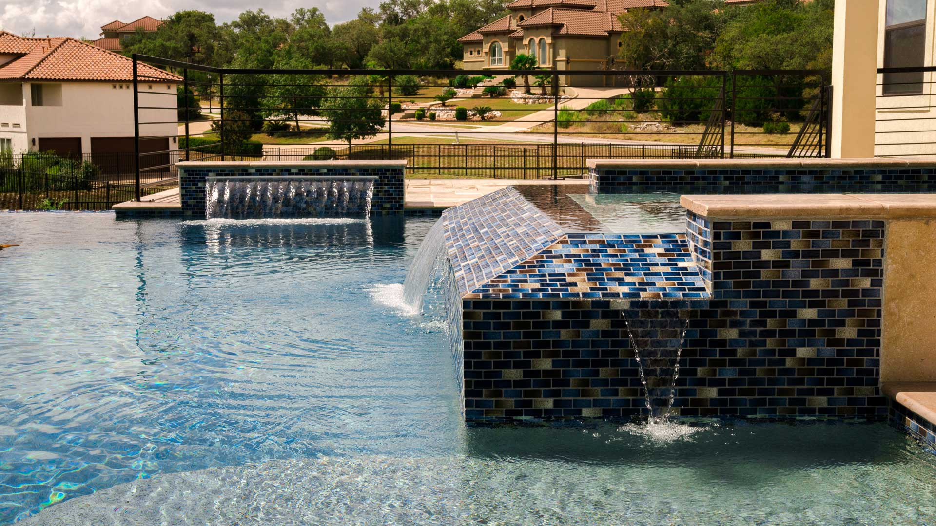 swimming-pool-edgeless-spa-02 Swimming Pool Endless Spa Hot Tub 02